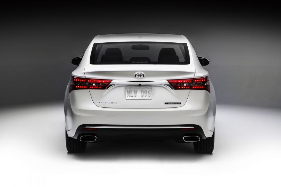  Toyota Avalon 2015 года  (фото 5 из 9)